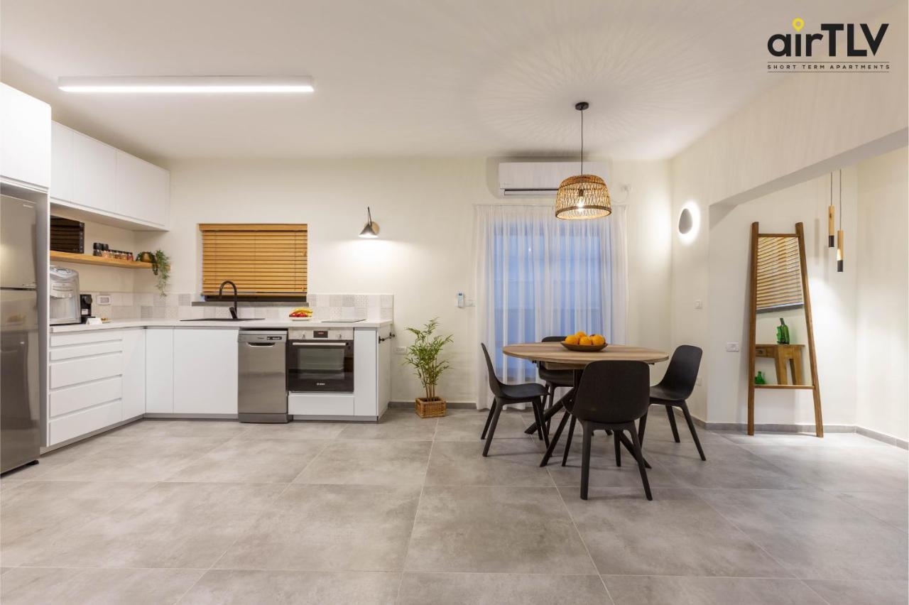 Localz - Sirkin Apartment Тель-Авив Экстерьер фото